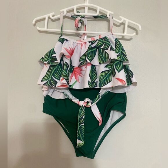 Girls size 116 6-7 2 piece‎ bathing suit bikini - Picture 1 of 6